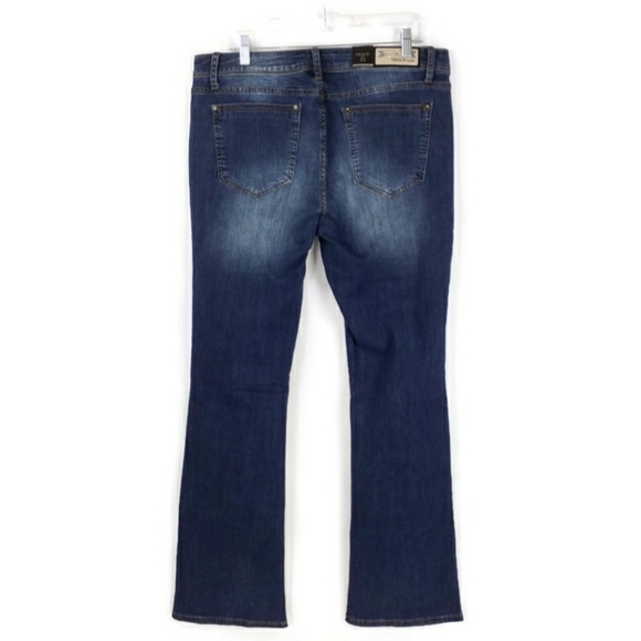 Grace In LA Dark Wash Mid-Rise Easy Fit Bootcut Denim Jeans Womens Size 33 - Picture 2 of 12